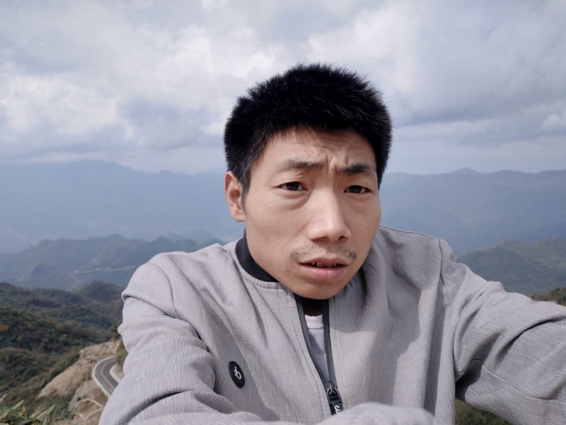 向后半生奋斗的第一张照片--唐山相亲服务中心