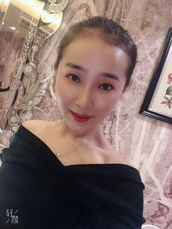调皮的小猫的第一张照片--唐山相亲服务中心