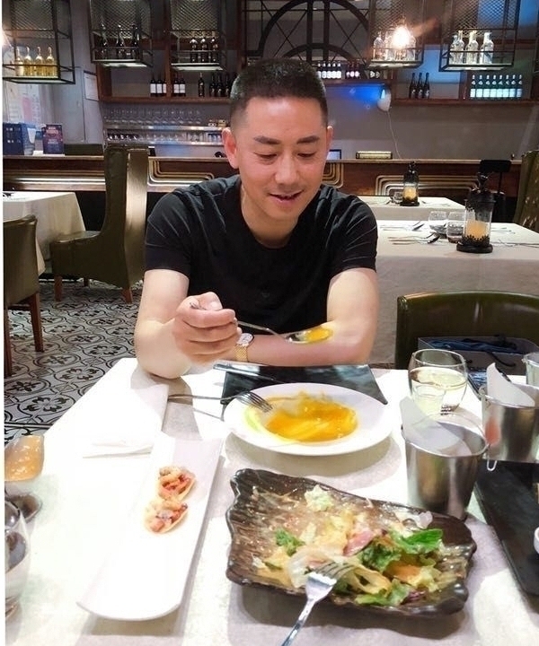 空空如也的第一张照片--唐山相亲服务中心