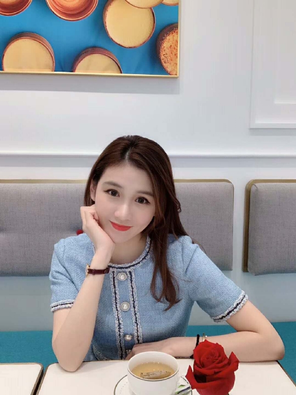 Emily的第二张照片--唐山相亲服务中心