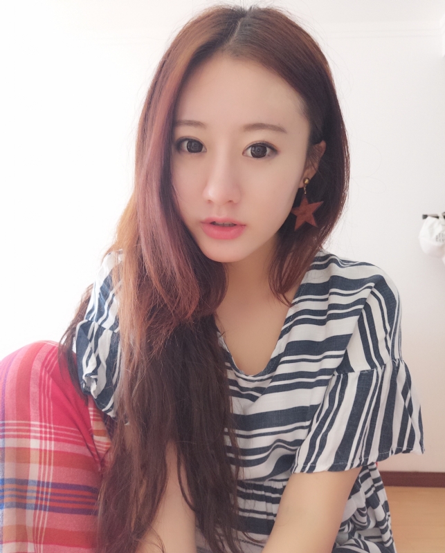 没有故事的女同学的第二张照片--唐山相亲服务中心