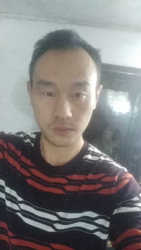 张浩浩的第一张照片--唐山相亲服务中心