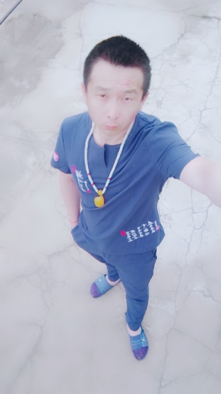 一叶之秋的第一张照片--唐山相亲服务中心