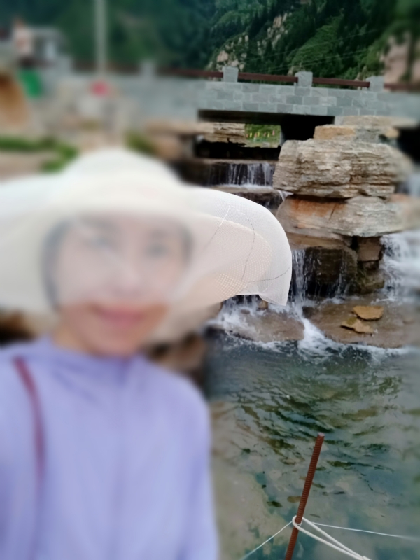 沥秋的第一张照片--唐山相亲服务中心