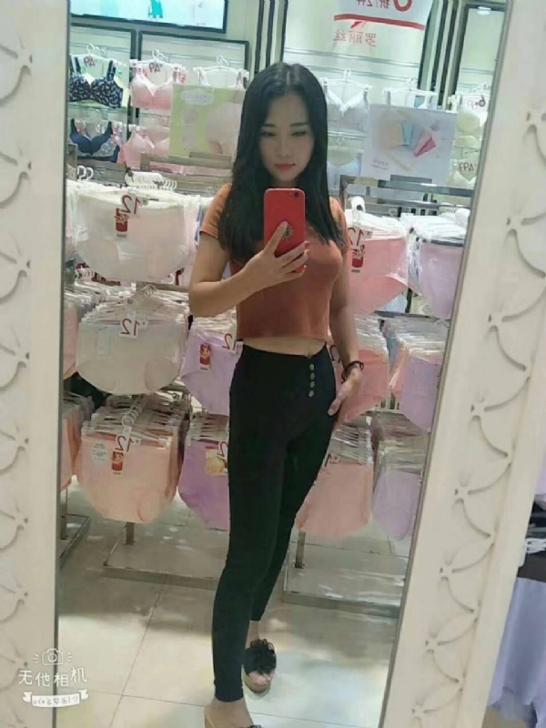 小可爱的第一张照片--唐山相亲服务中心