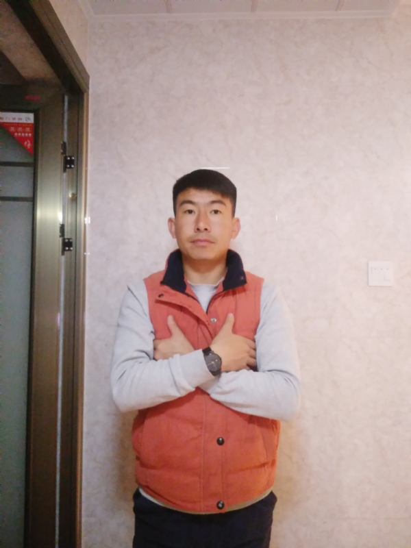 石林小伙的第一张照片--唐山相亲服务中心