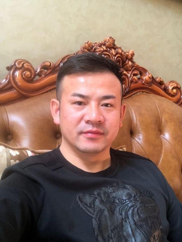 治国的第一张照片--唐山相亲服务中心