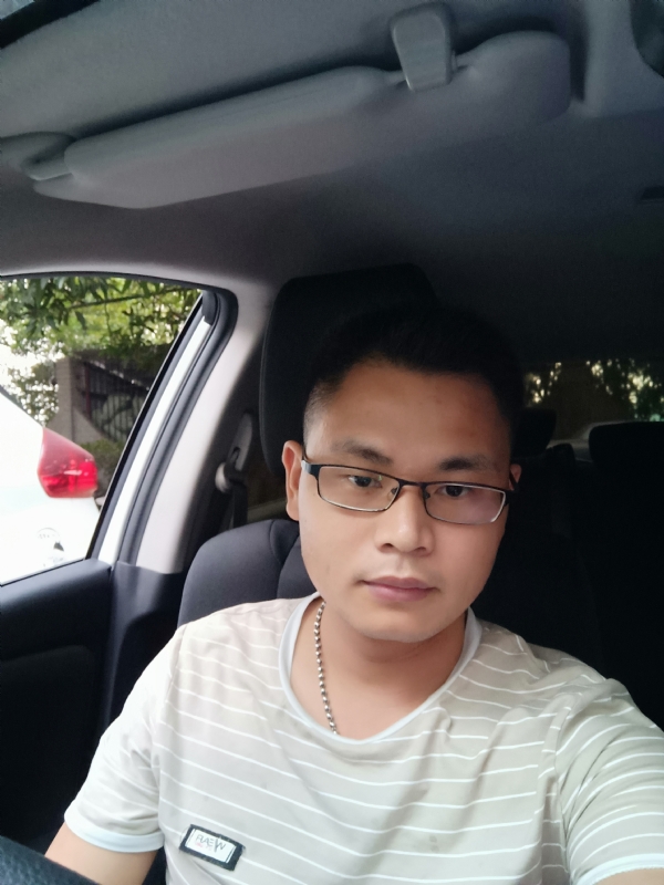 水明的第一张照片--唐山相亲服务中心