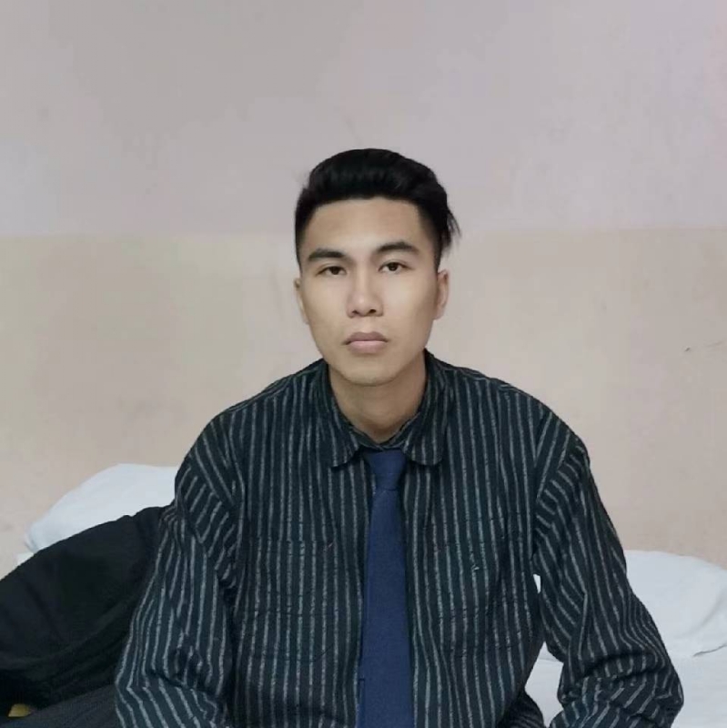 烟斗的第一张照片--唐山相亲服务中心