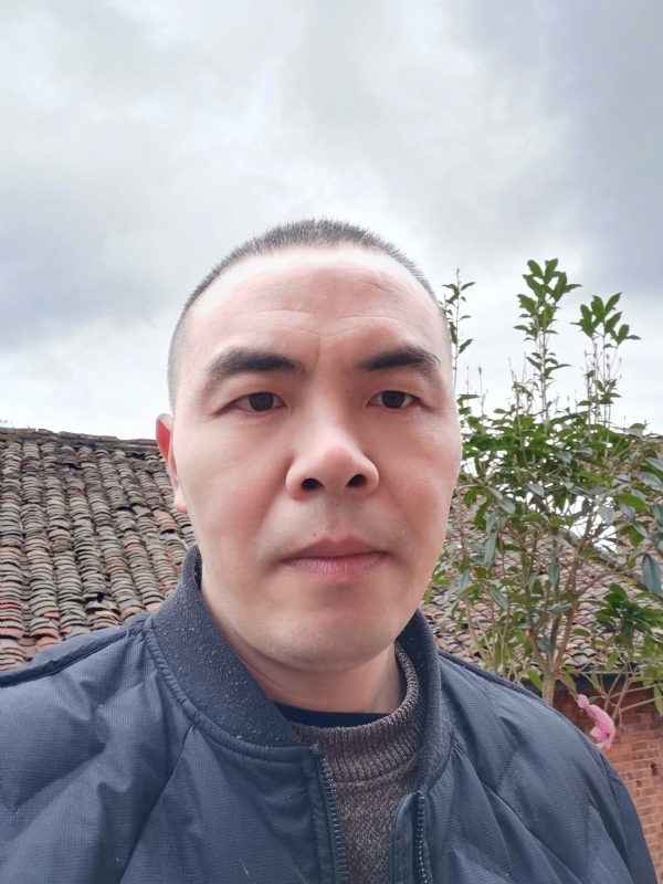 无悔的第一张照片--唐山相亲服务中心