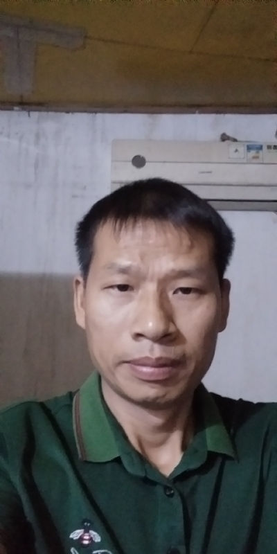 执着跋涉的第三张照片--唐山相亲服务中心