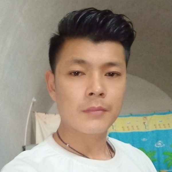 啊锋的第一张照片--唐山相亲服务中心