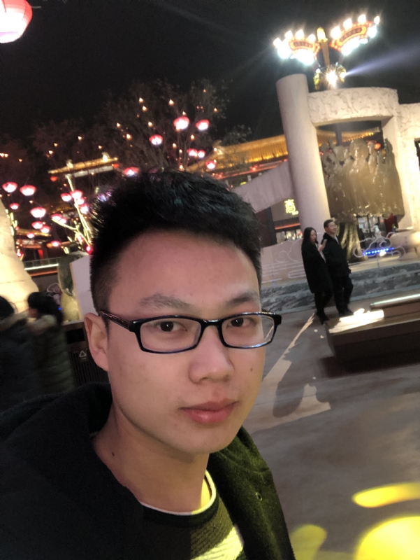 吃葡萄不吐葡萄皮的第二张照片--唐山相亲服务中心