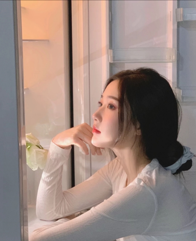風吹過臉頰的第一张照片--唐山相亲服务中心