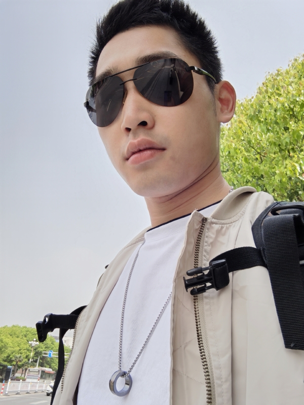残花落陌,的第一张照片--唐山相亲服务中心