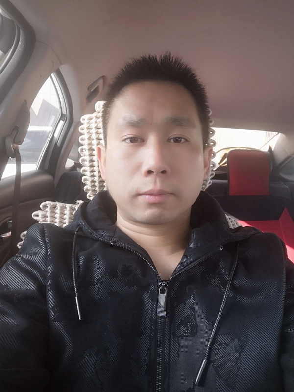 孤独的狼的第二张照片--唐山相亲服务中心