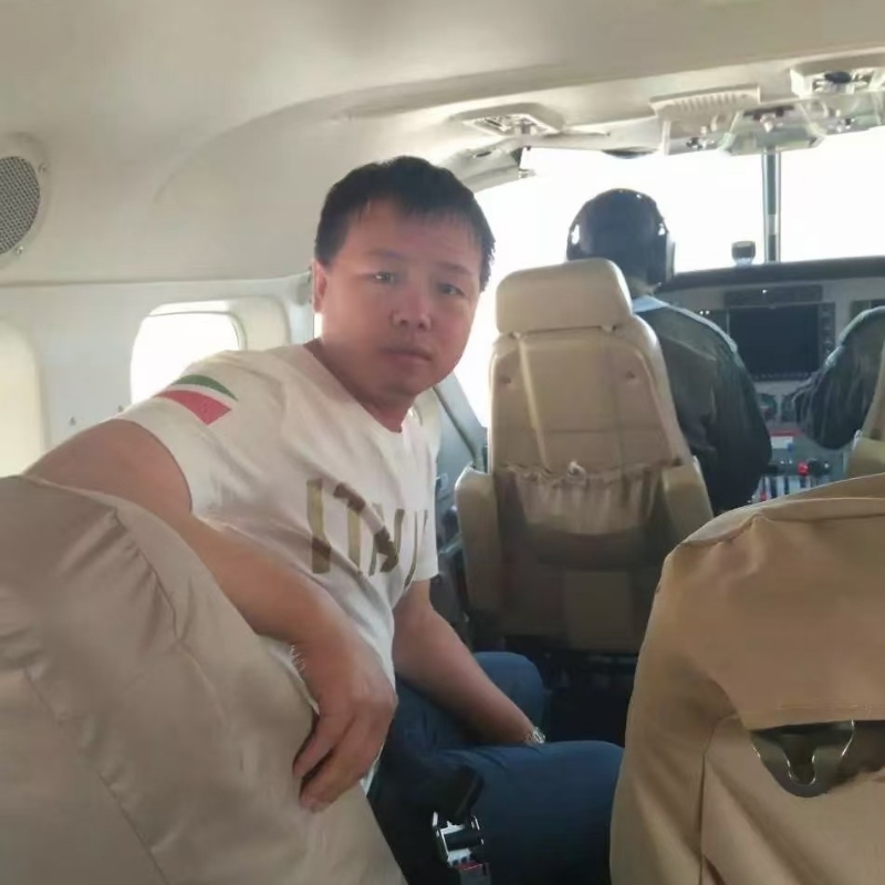 随风飘零的第三张照片--唐山相亲服务中心