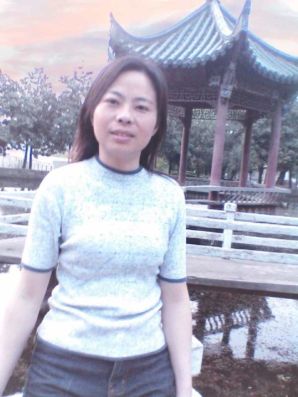 小草的第一张照片--唐山相亲服务中心
