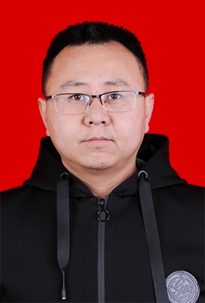 小熊维尼的第一张照片--唐山相亲服务中心