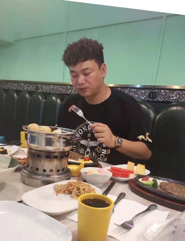 杰的第二张照片--唐山相亲服务中心