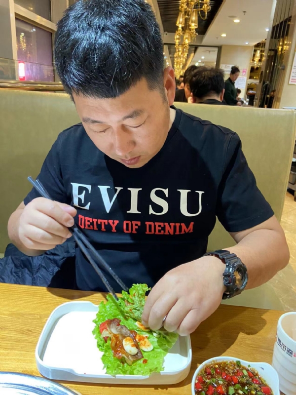 砒霜的第一张照片--唐山相亲服务中心