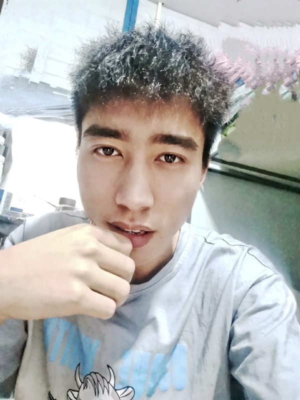 未来可期的第一张照片--唐山相亲服务中心