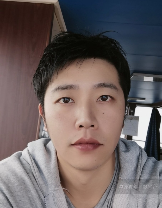 不太帅的男人的第一张照片--唐山相亲服务中心