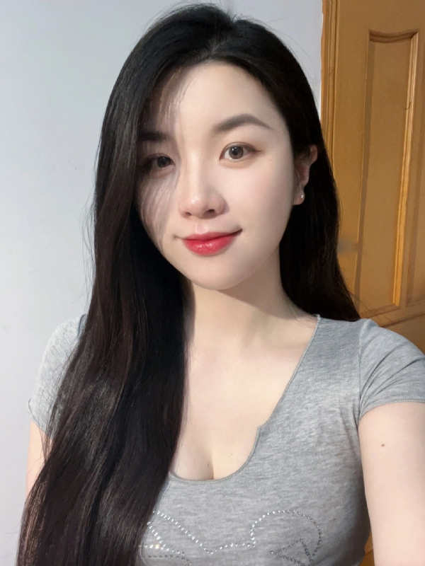 乔乔在寻爱的第一张照片--唐山相亲服务中心