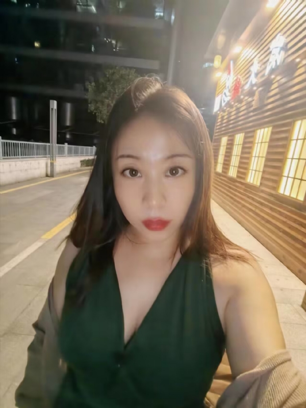 叶子青青的第三张照片--唐山相亲服务中心
