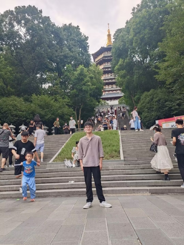 阳光男孩的第五张照片--唐山相亲服务中心