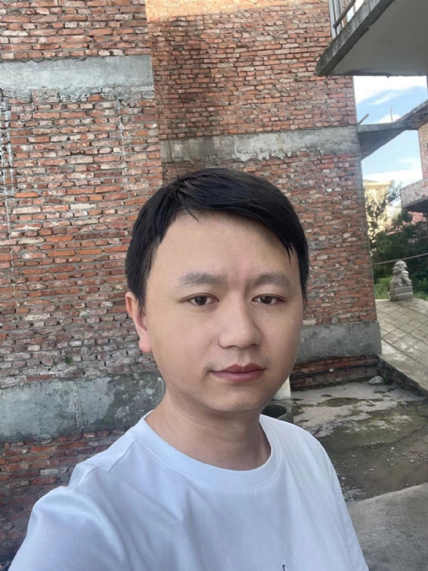 行人的第一张照片--唐山相亲服务中心