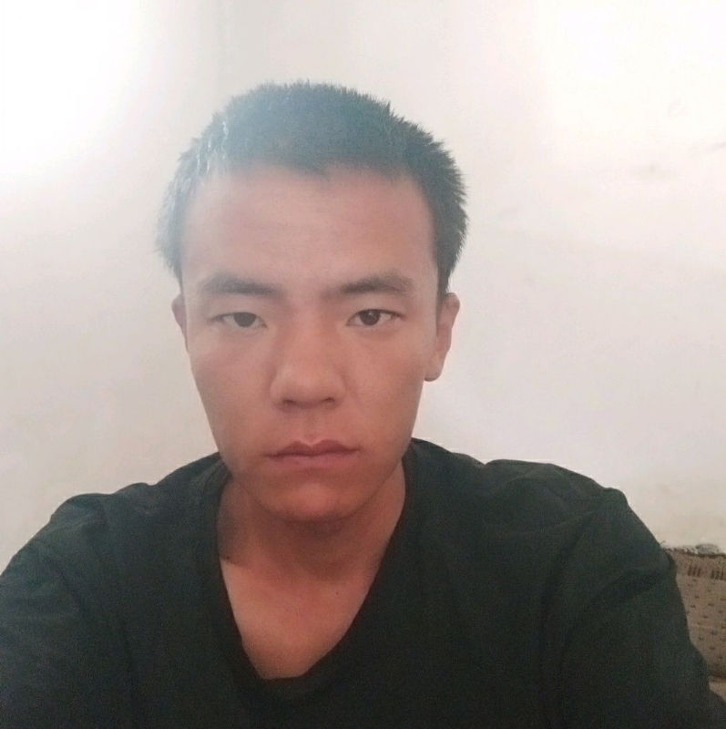 哦哦的第一张照片--唐山相亲服务中心