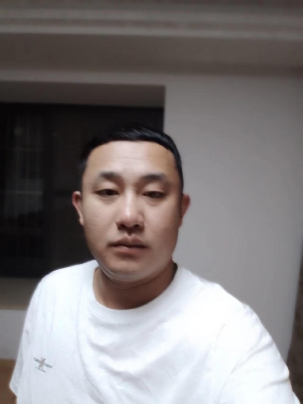 魔尊的第一张照片--唐山相亲服务中心