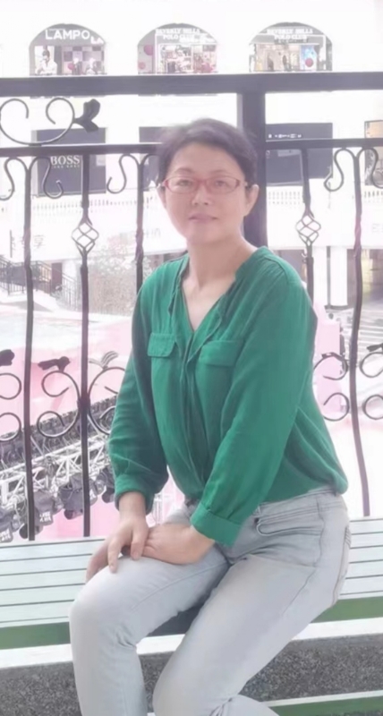 丽华的第一张照片--唐山相亲服务中心