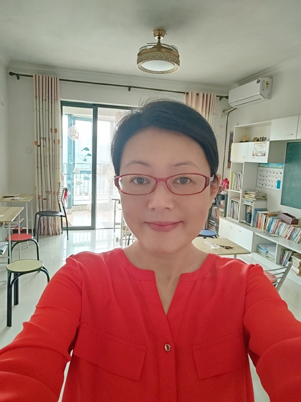 丽华的第二张照片--唐山相亲服务中心