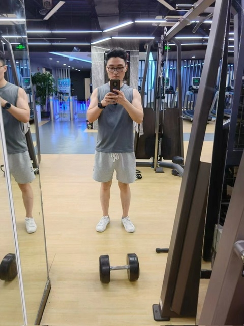 超哥的第二张照片--唐山相亲服务中心