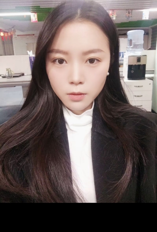 小月半的第一张照片--唐山相亲服务中心
