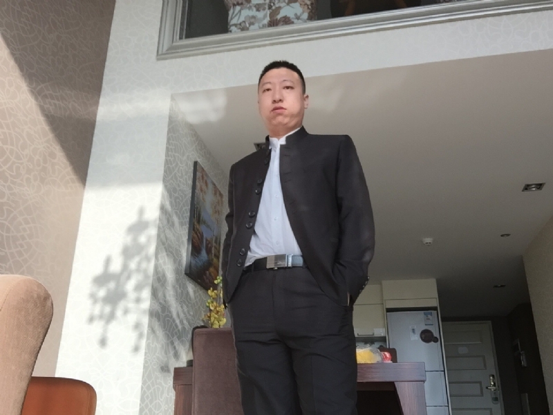 雅小炁的第一张照片--唐山相亲服务中心