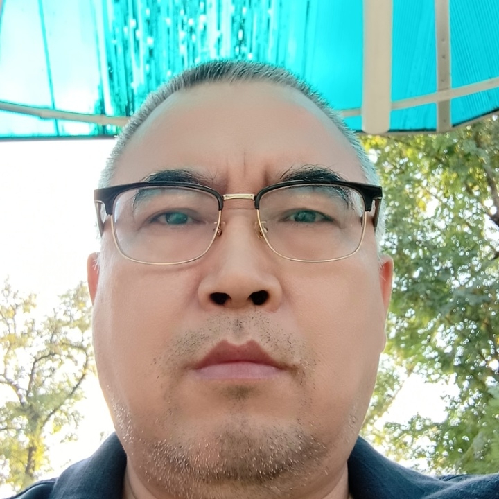 绿萝的第一张照片--唐山相亲服务中心