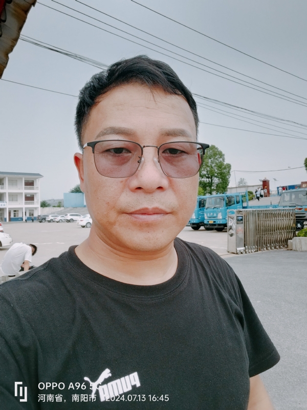 楚辞的第二张照片--唐山相亲服务中心