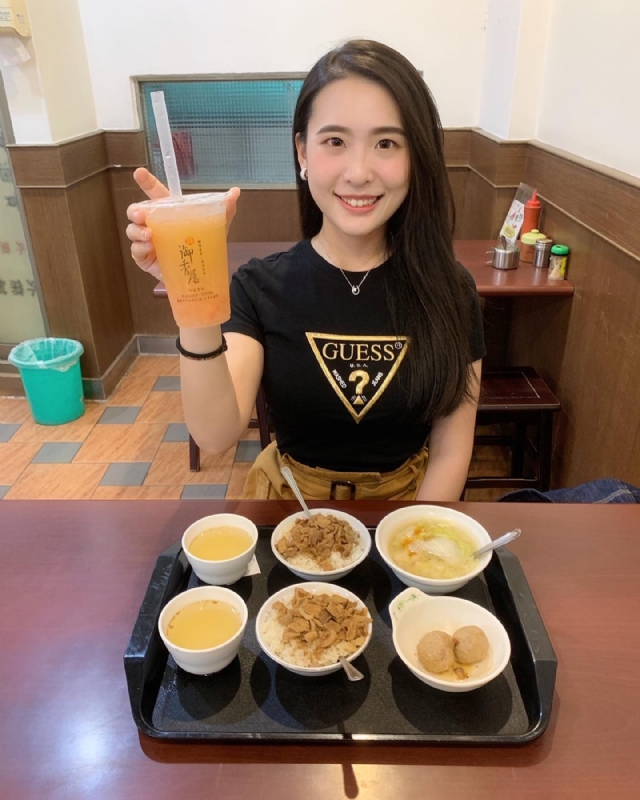 涵涵的第一张照片--唐山相亲服务中心