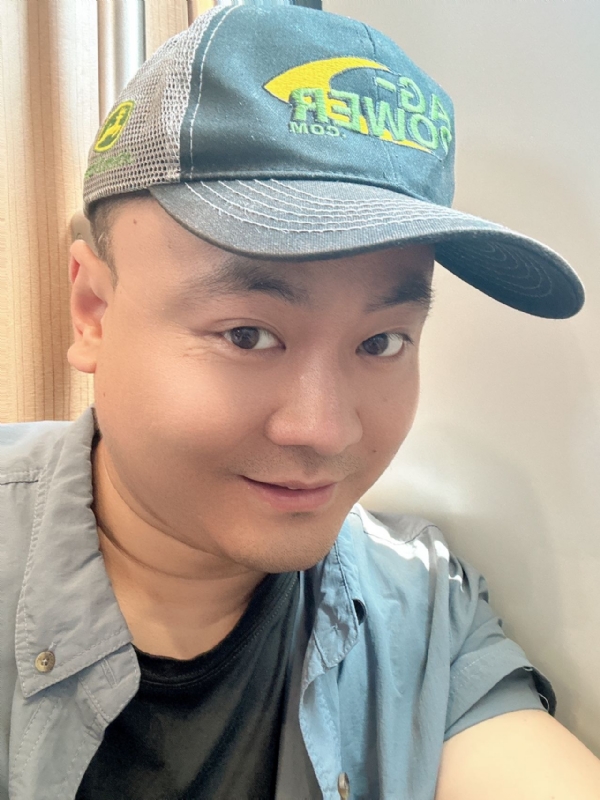 冰的第二张照片--唐山相亲服务中心