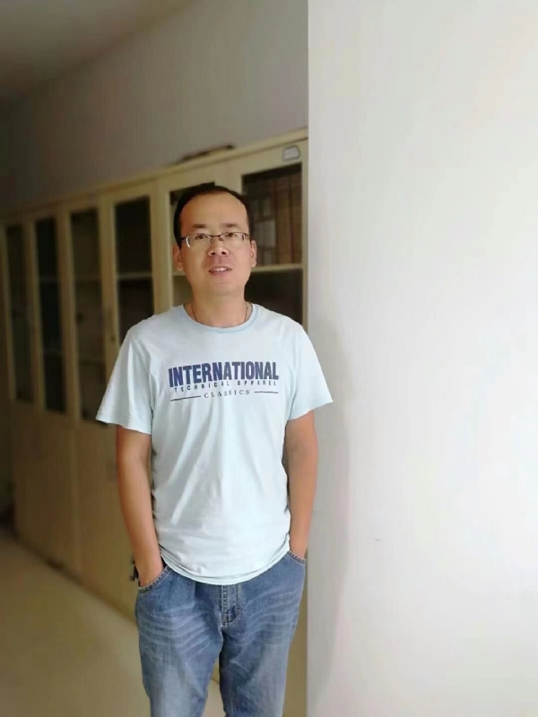 黄土麦田的第三张照片--唐山相亲服务中心