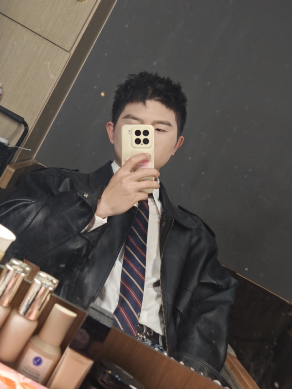 郝天翔的第一张照片--唐山相亲服务中心