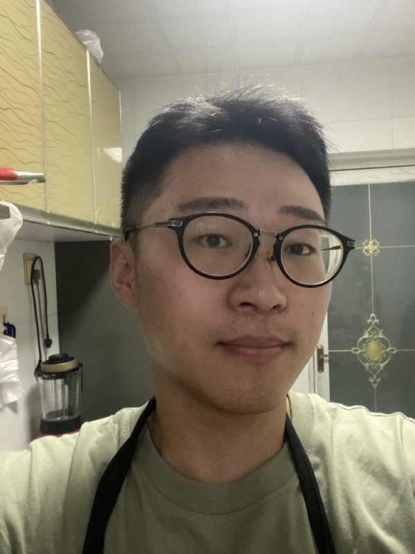何方妖孽的第一张照片--唐山相亲服务中心