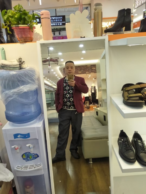 真诚征婚的第四张照片--唐山相亲服务中心
