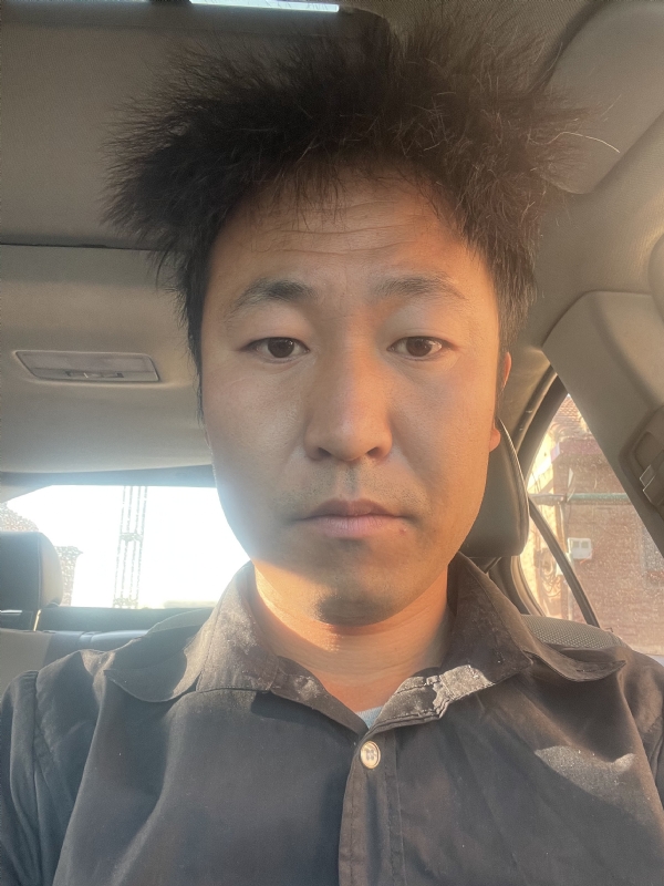 从此冷漠的第一张照片--唐山相亲服务中心