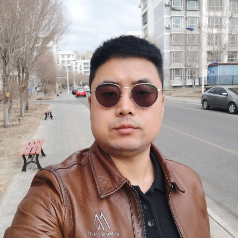 月下听风的第一张照片--唐山相亲服务中心