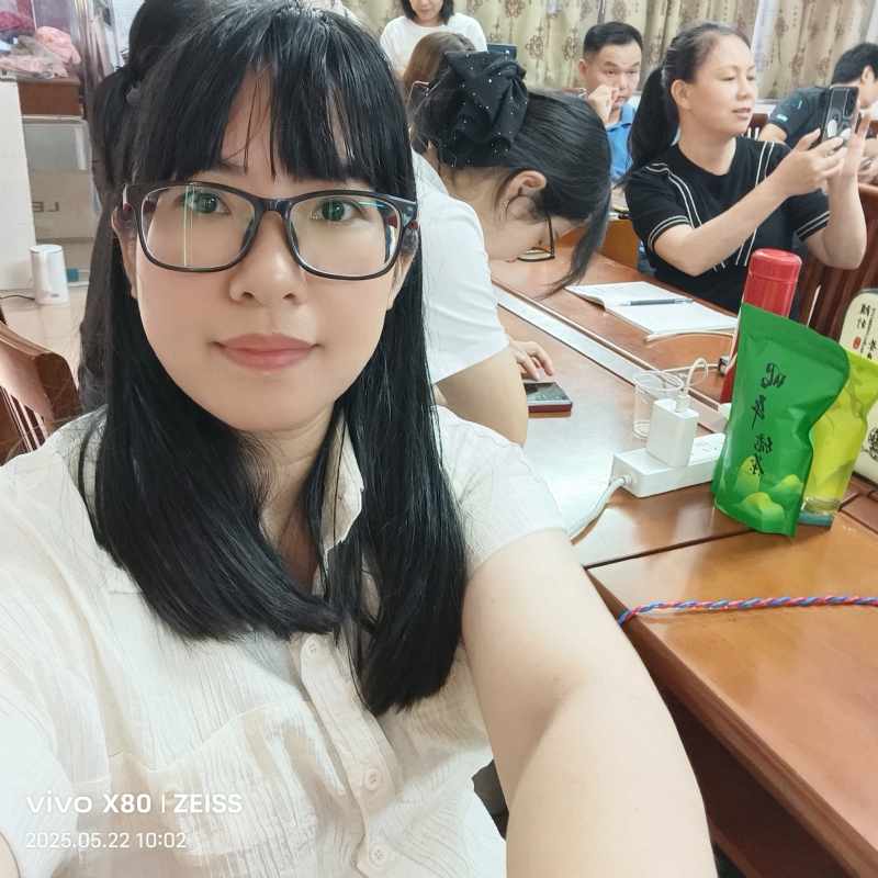 雯城慧敏的第一张照片--唐山相亲服务中心