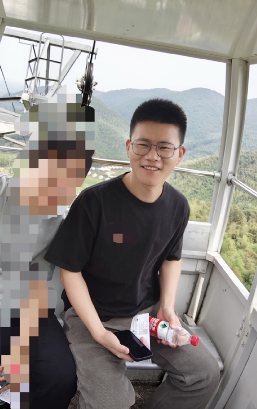 奔奔笨笨的第三张照片--唐山相亲服务中心